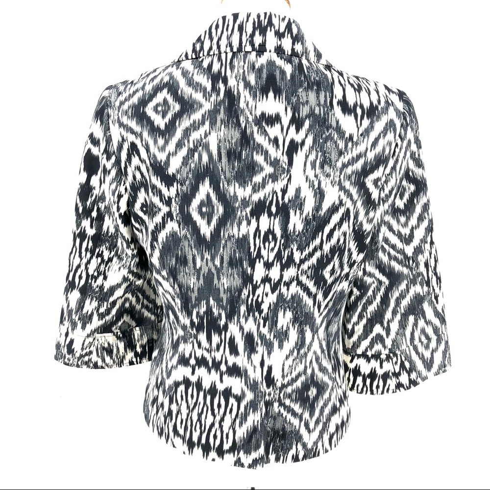 Lafayette 148 New York Black & White Cropped Blazer - Picture 5 of 10